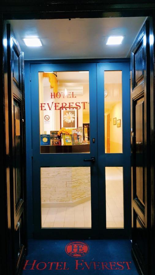 Hotel Everest Róma Kültér fotó